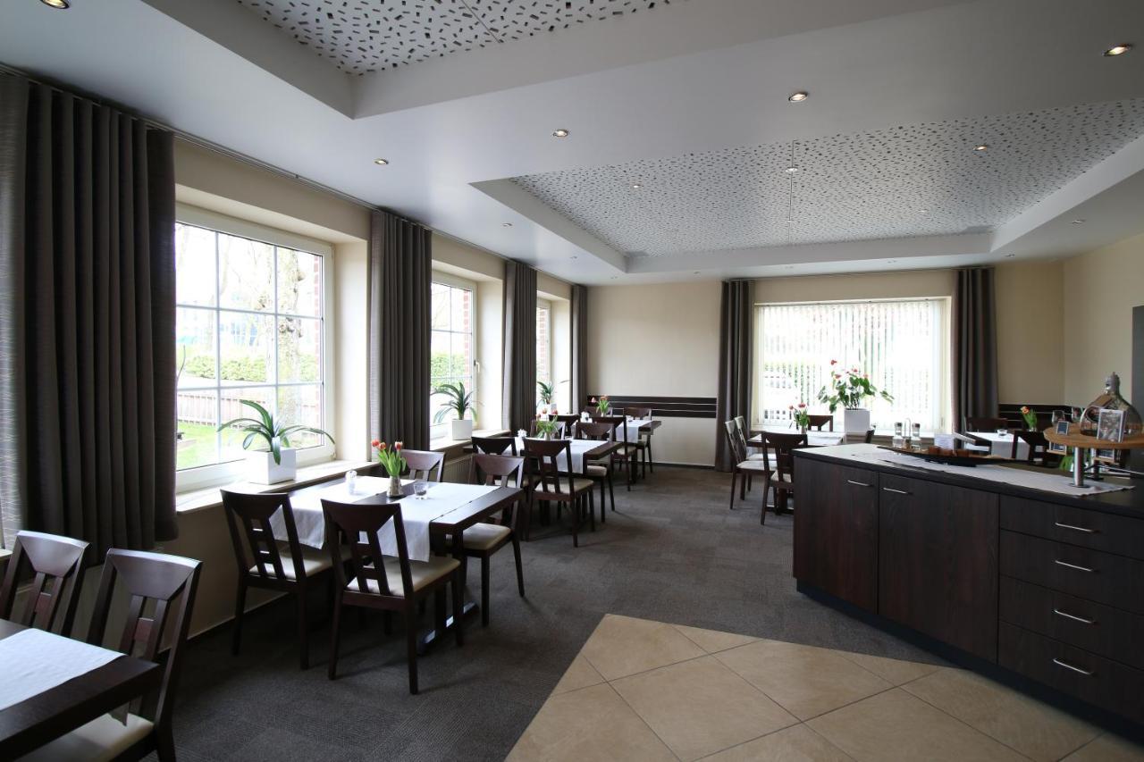בורקן Hotel-Restaurant Haus Waldesruh מראה חיצוני תמונה