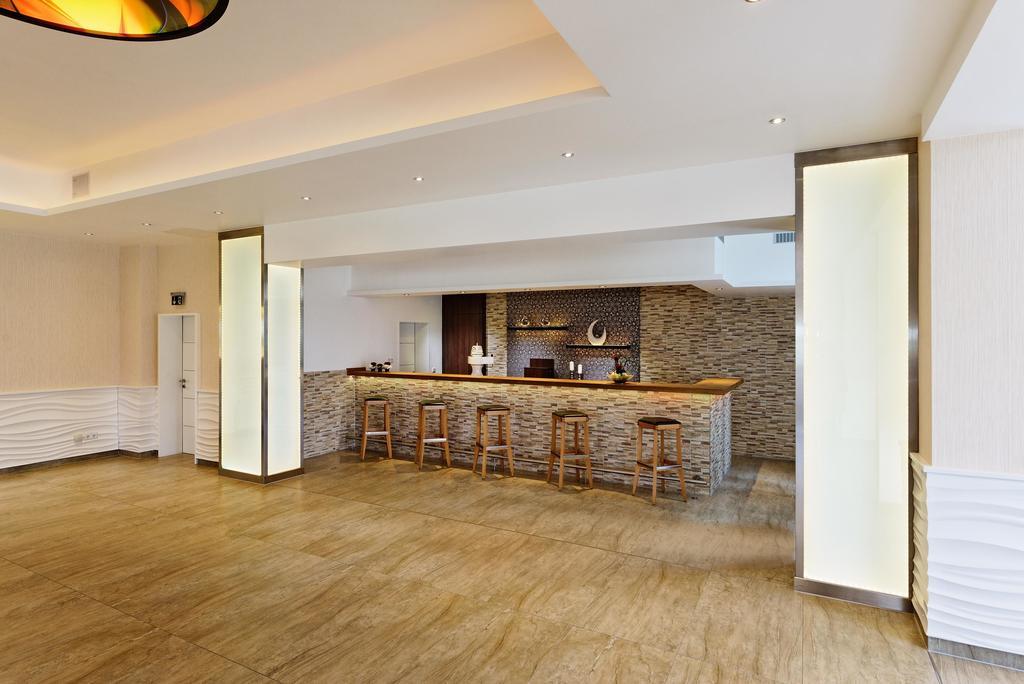 בורקן Hotel-Restaurant Haus Waldesruh מראה חיצוני תמונה